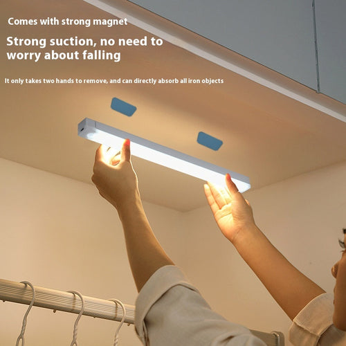 Automatisk belysning när du behöver det.
Denna LED-lampa med rörelsesensor